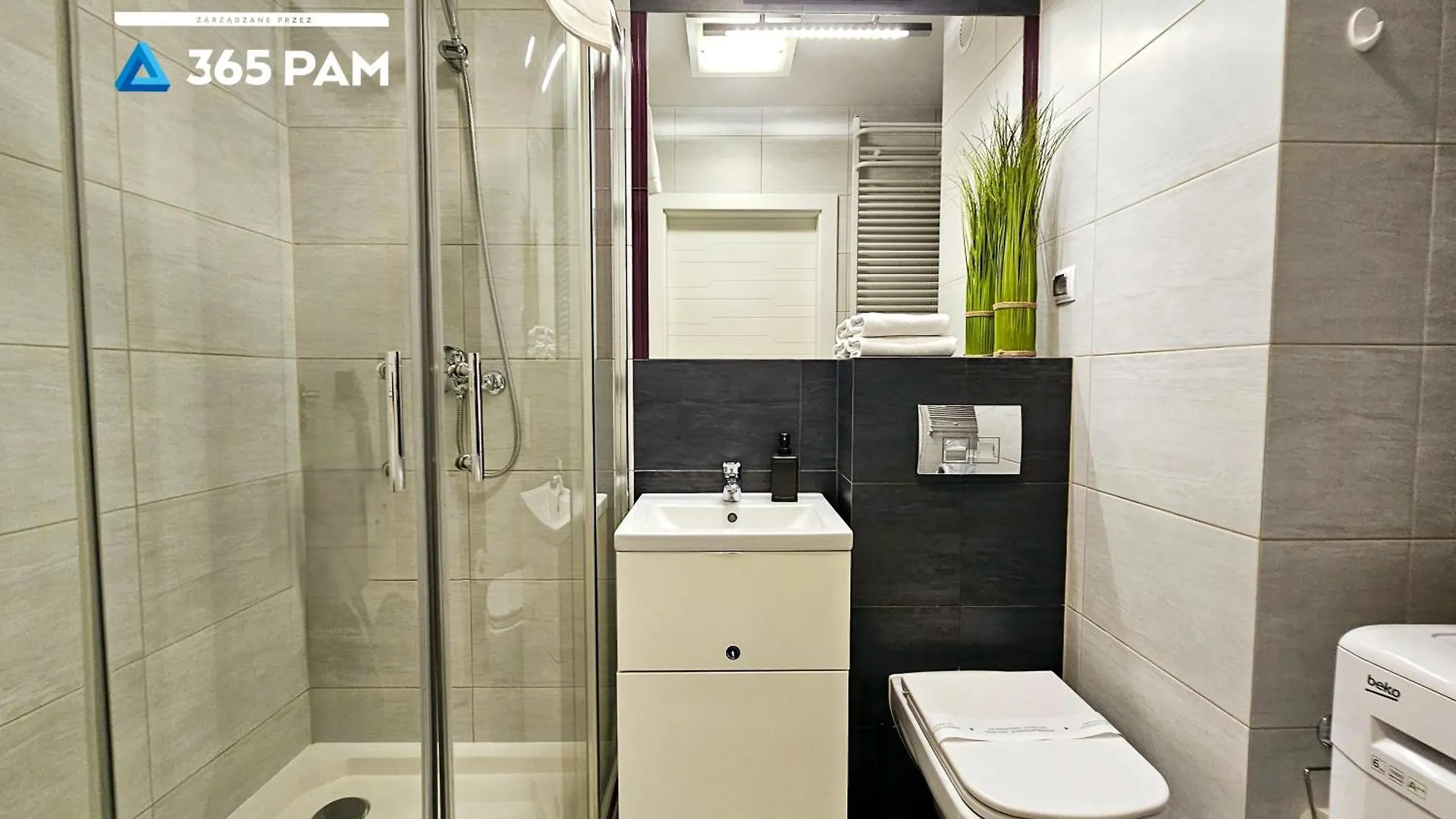 Apartament Nadmorski - 365Pam Kolobrzeg Poland
